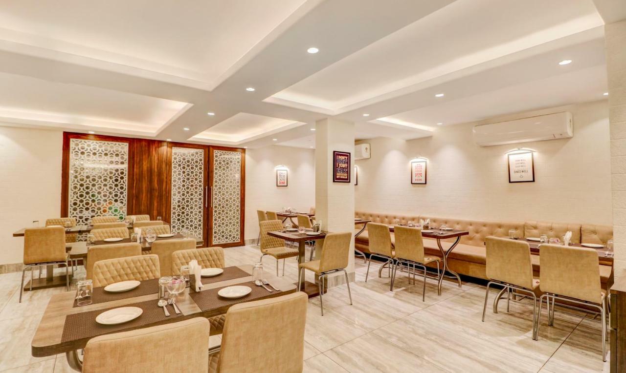 Treebo Radhe Palace Calcutta Extérieur photo