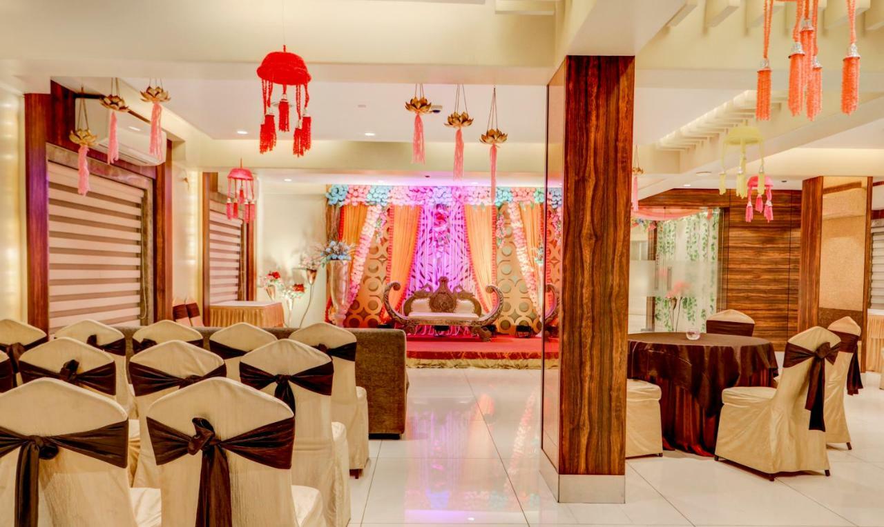 Treebo Radhe Palace Calcutta Extérieur photo
