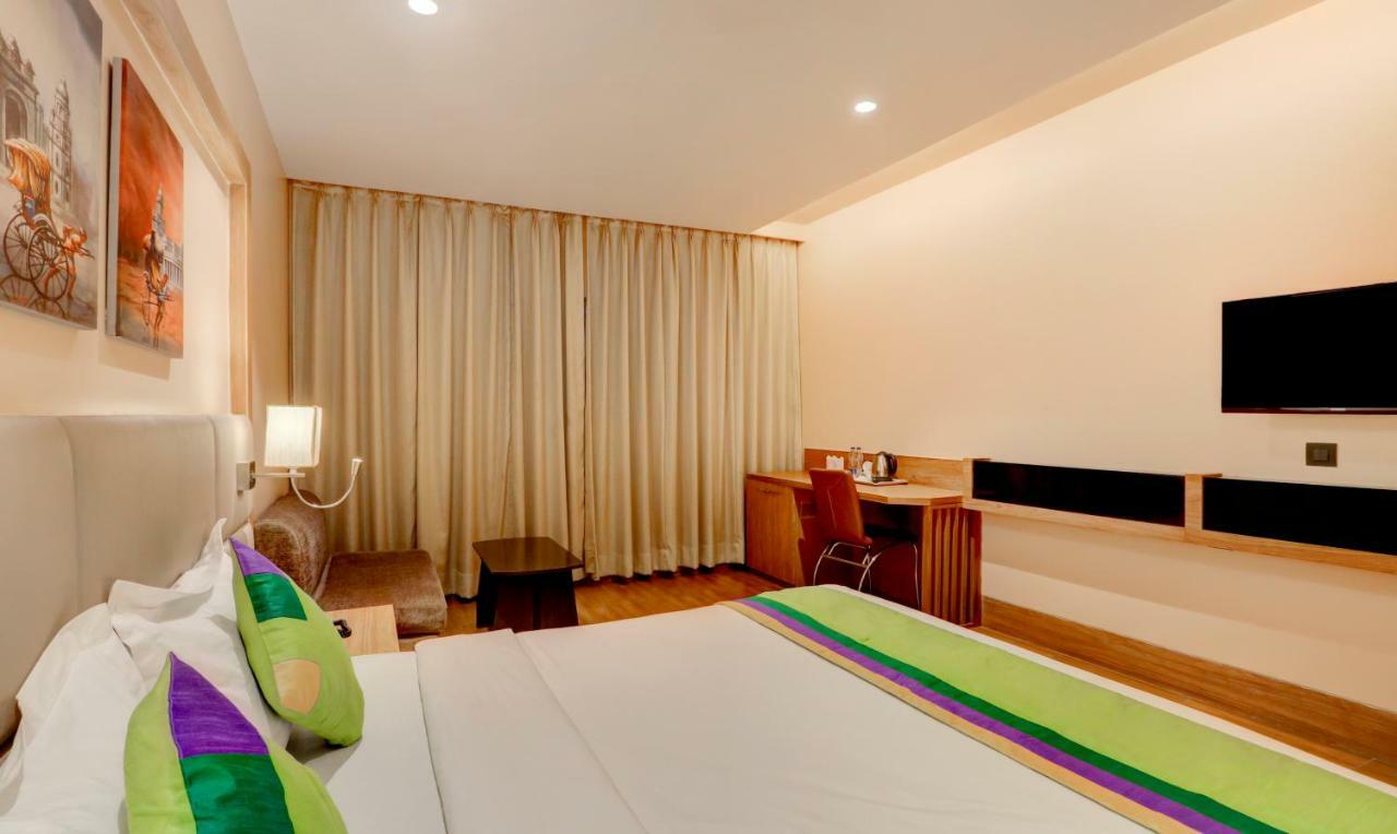 Treebo Radhe Palace Calcutta Extérieur photo